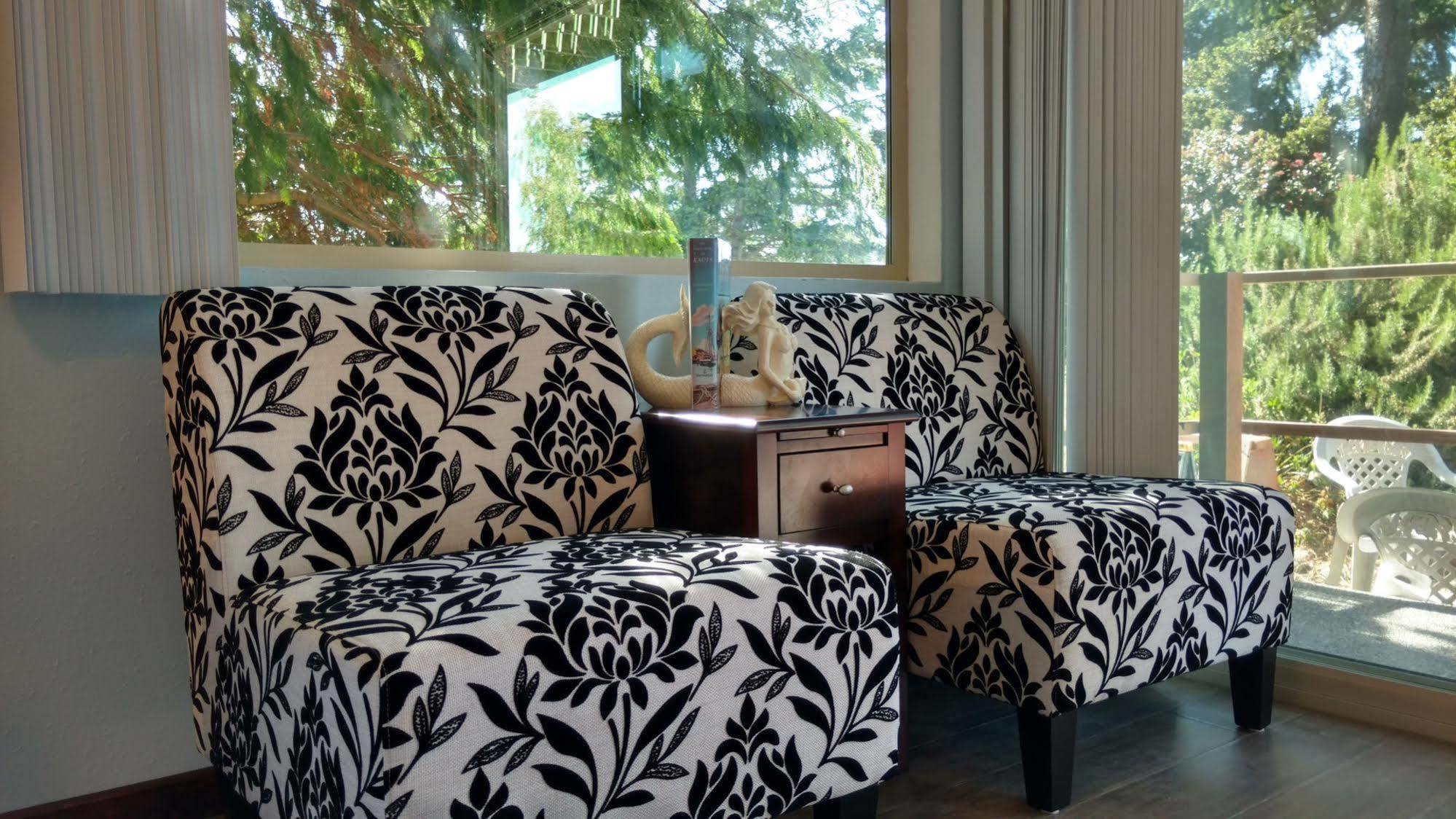 Greenhouse By The Bay 3*